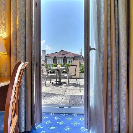 Mirabeau, Bw Signature Collection, Отель 4*